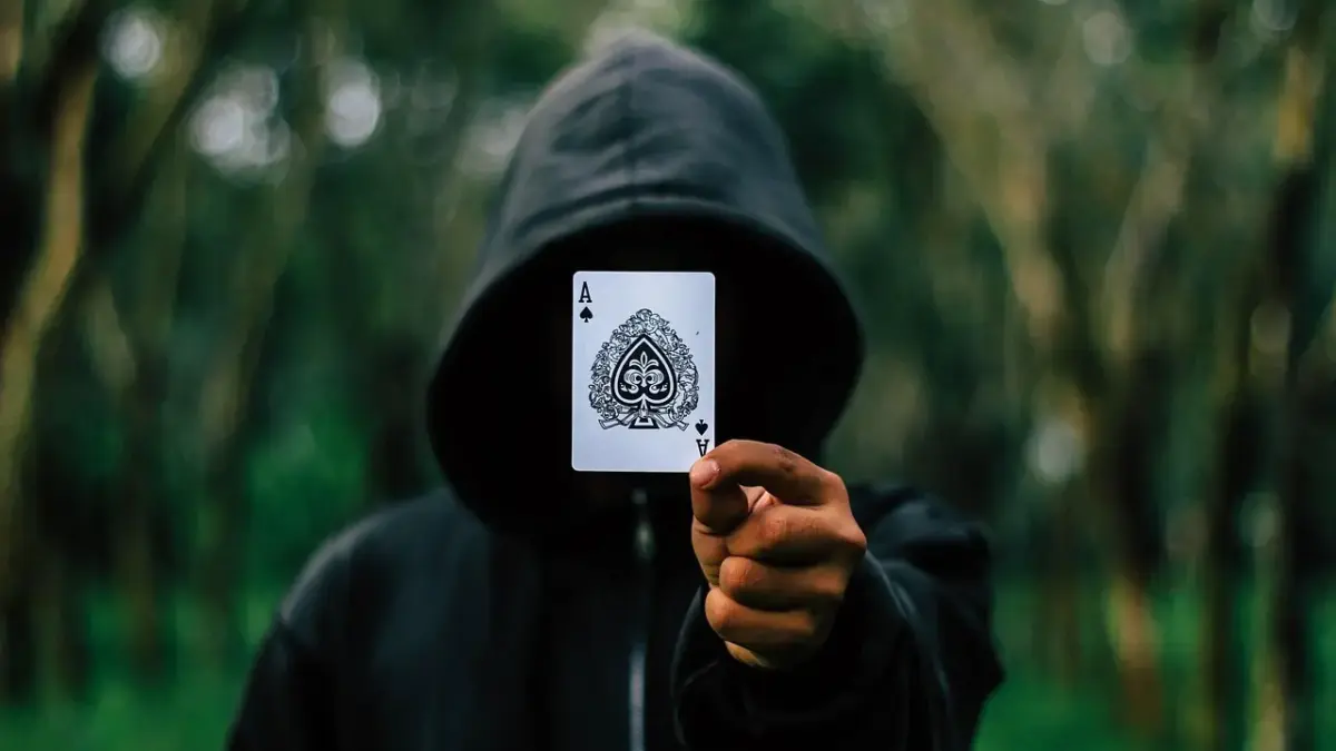 Eftermontering af mekanisk udsugning i et ældre køkken