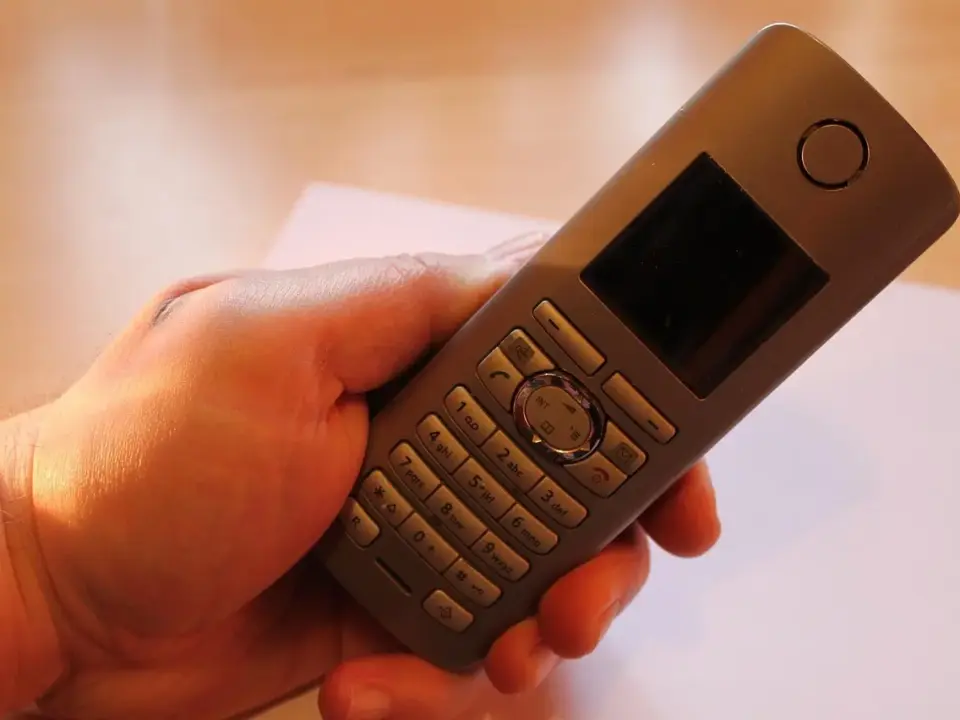 Er det sikkert at svare på 97 12 13 44?