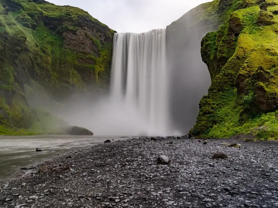 Hvad er Rockwool lavet af? Fra smeltet sten til isoleringsmirakel - sådan virker det